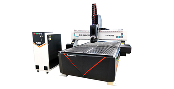 How to choose tools during the use of woodworking engraving machine