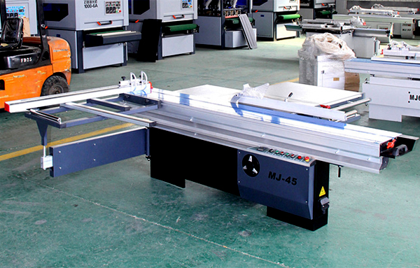 Koop 'n paneelsaaggids——nuut vir 2023