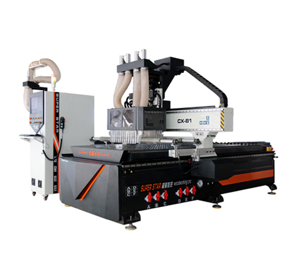 ما مدى بساطة تصميم إعدادات برنامج آلة CNC؟